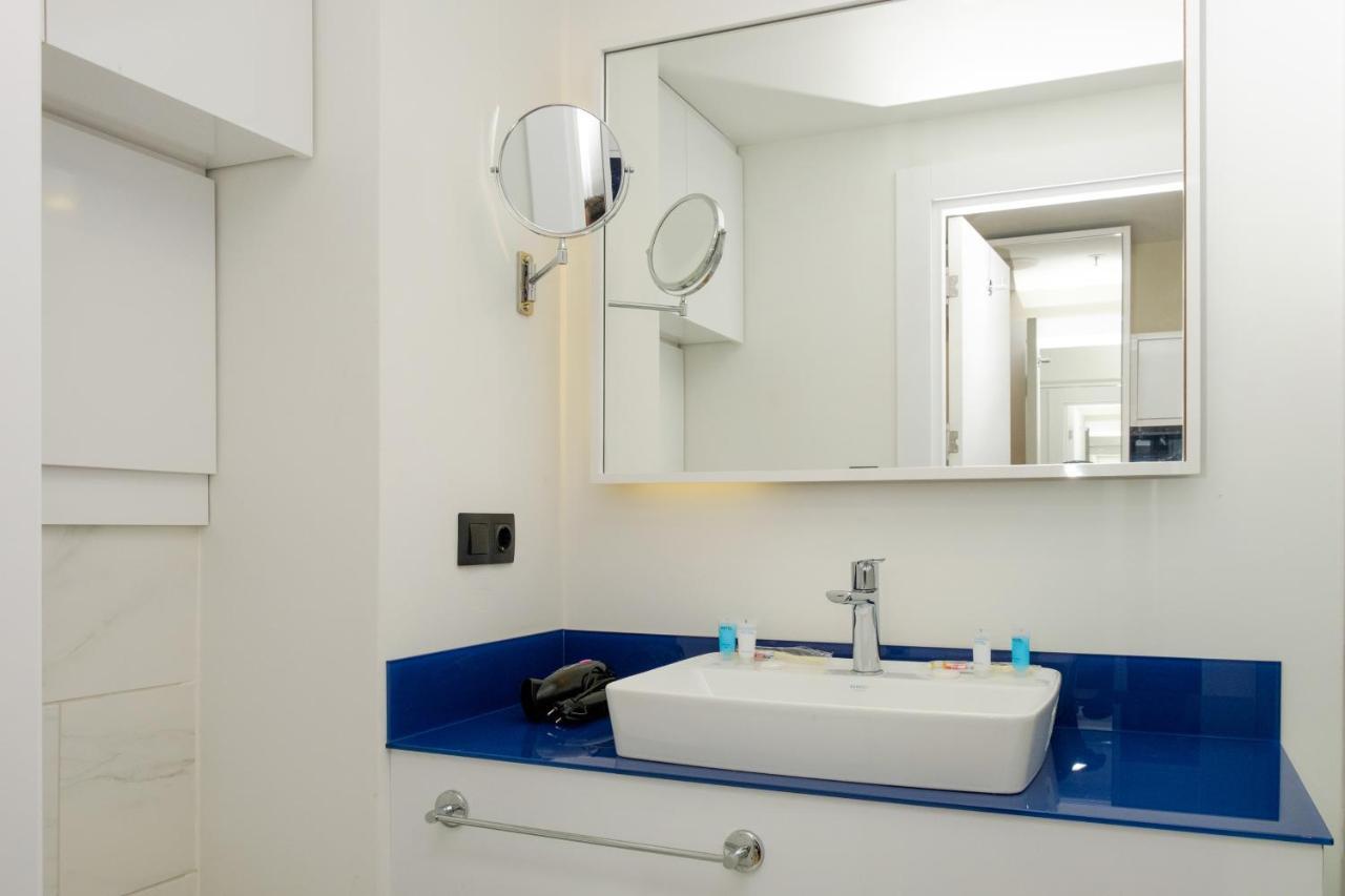 Manco Apartments バトゥーミ エクステリア 写真