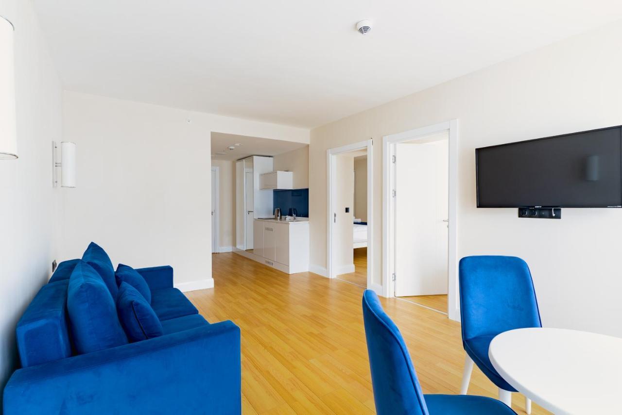 Manco Apartments バトゥーミ エクステリア 写真