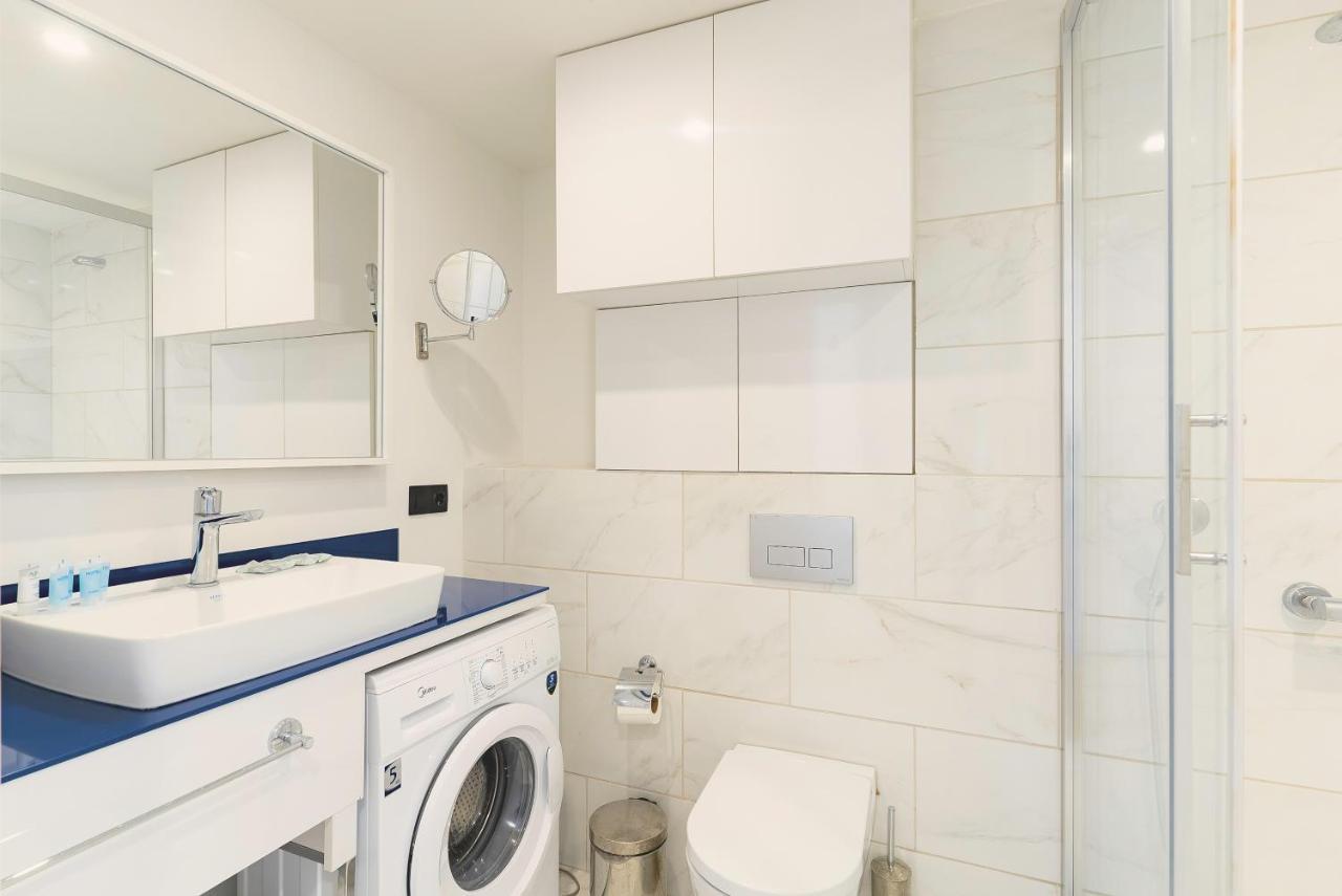 Manco Apartments バトゥーミ エクステリア 写真