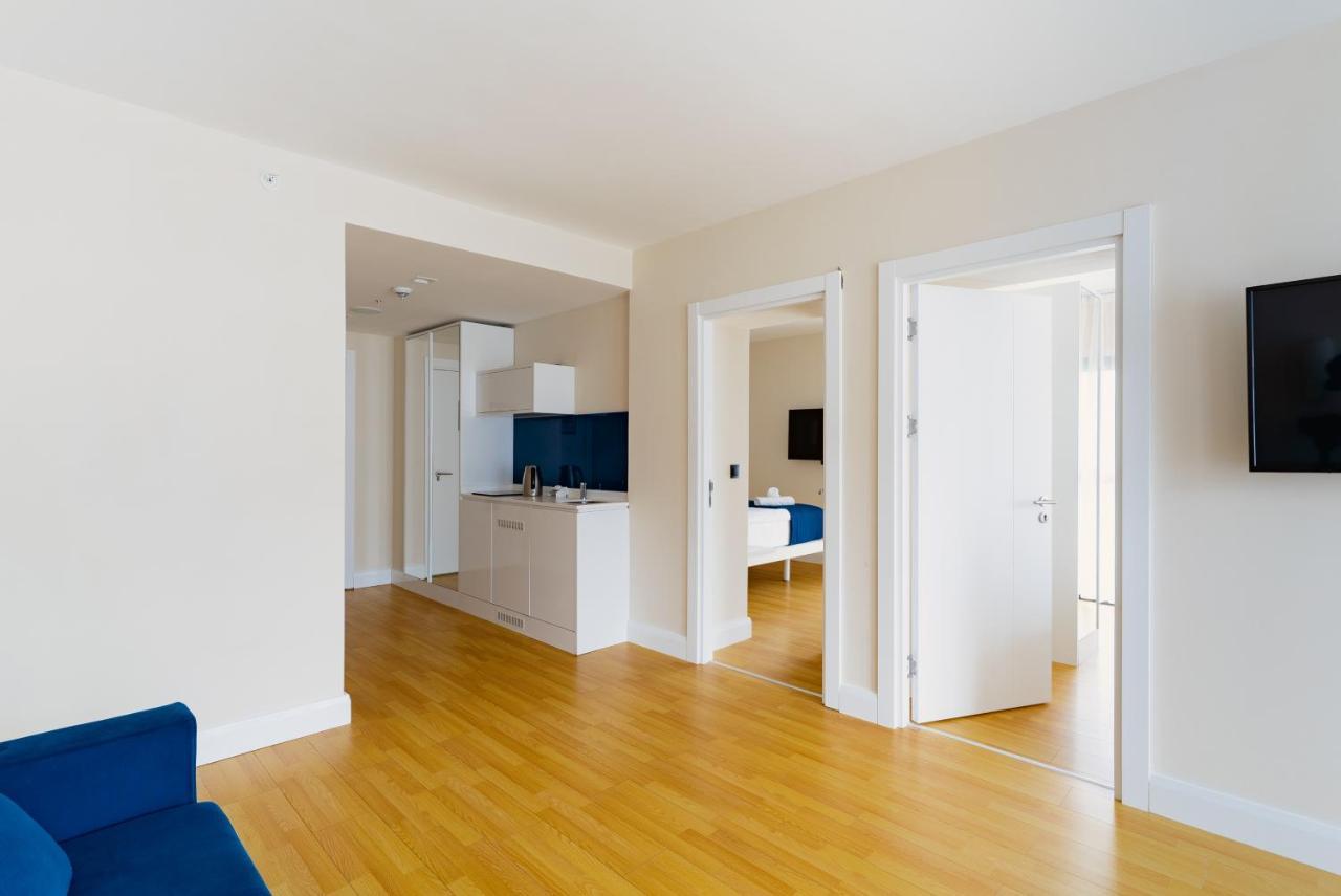 Manco Apartments バトゥーミ エクステリア 写真